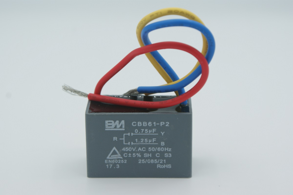 CBB61-P2 0.75uF + 1.25uF                     Capacitor para motor 0.75uF/1.25uF, 450VAC, 50/60Hz, con 3 cables